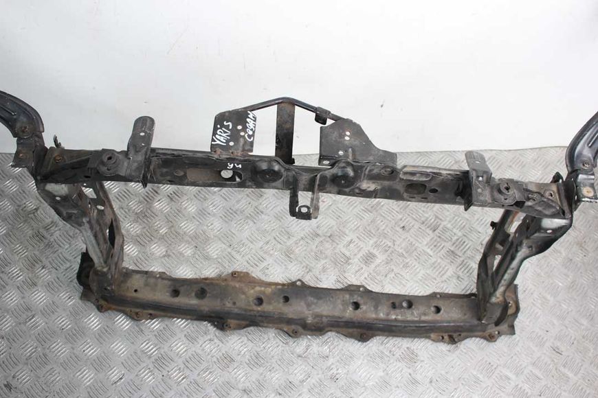 Панель передня кузовна Yaris 2005-2011 5302852070 13938 фото